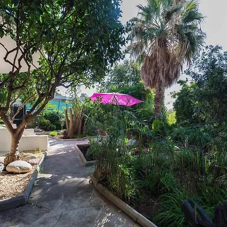 Holiday home Belle Maison Avec Jardin