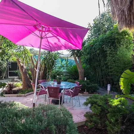 Belle Maison Avec Jardin * Nice